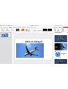 Office 365 Pro Plus | MAC: PowerPoint para Mac con el panel Sugerencias de diseño de Designer junto a una diapositiva